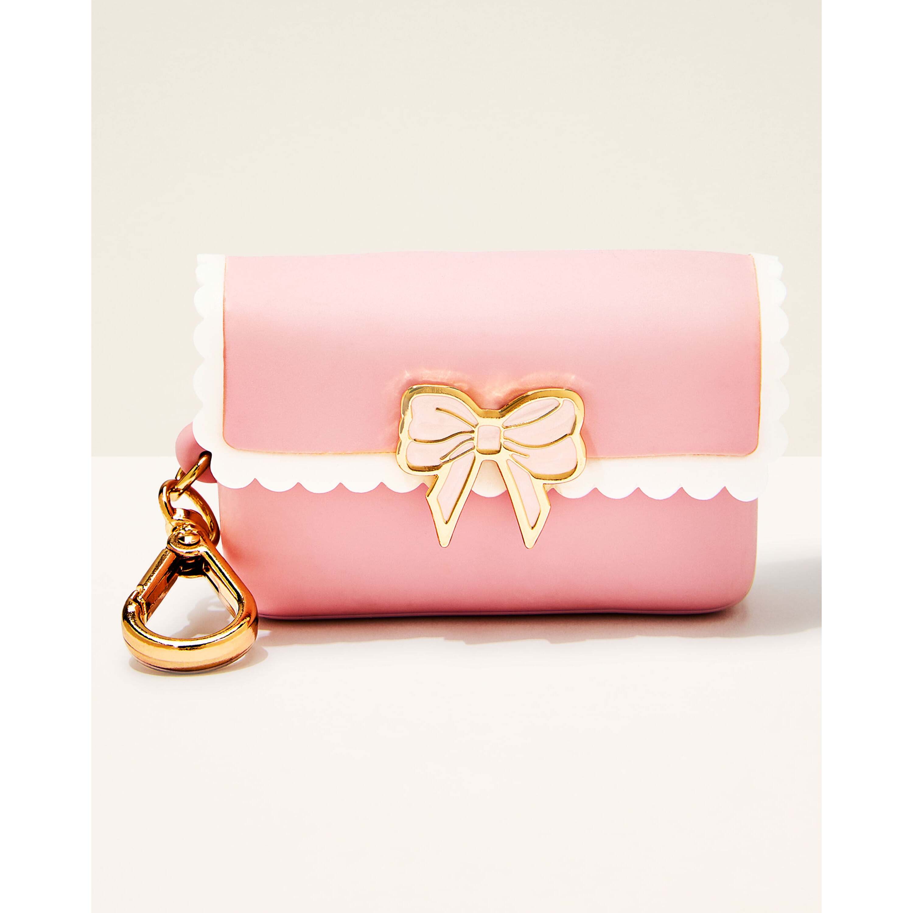 Scallop Bow Snap Case Pocketbac Holder